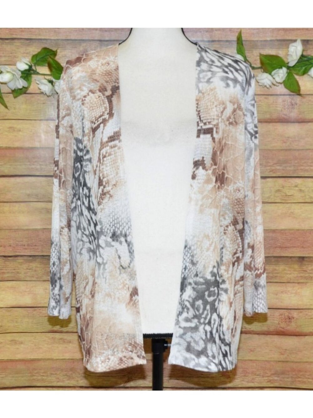 Alfred Dunner Ladies Sheer Lightweight Open Cardigan Size M Mixed Animal Prints